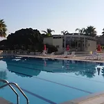 Baia Dello Stretto 3*