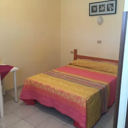 Baia Dello Stretto Gallico Marina