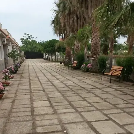 Baia Dello Stretto Nocleg ze śniadaniem