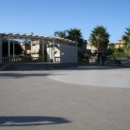 Baia Dello Stretto Bed and breakfast 3*