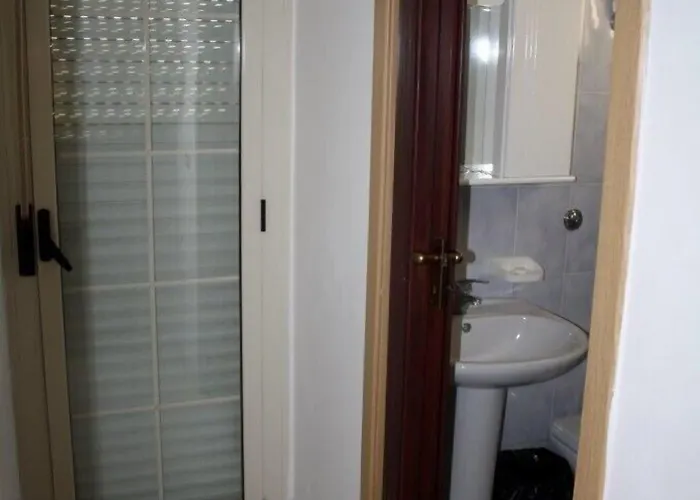 Baia Dello Stretto ベッド・アンド・ブレックファスト 3*