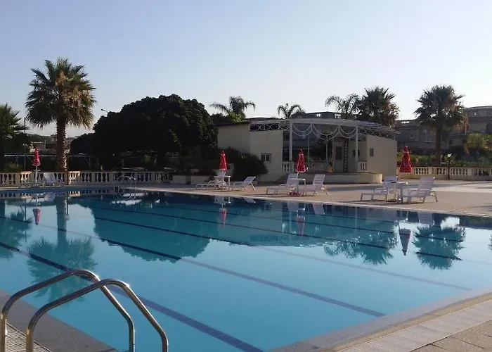 Baia Dello Stretto 3*